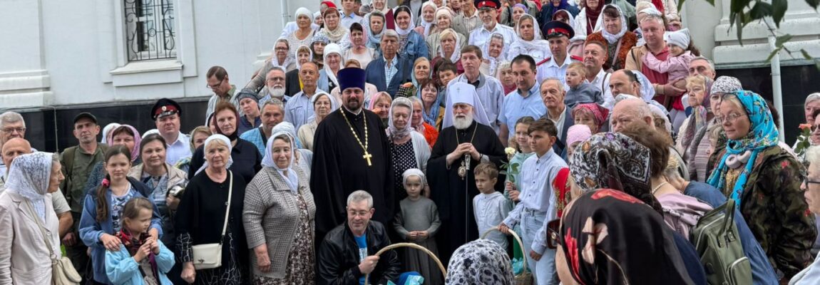 Архиерейское богослужение в Спасо-Преображенском храме города Жуковский