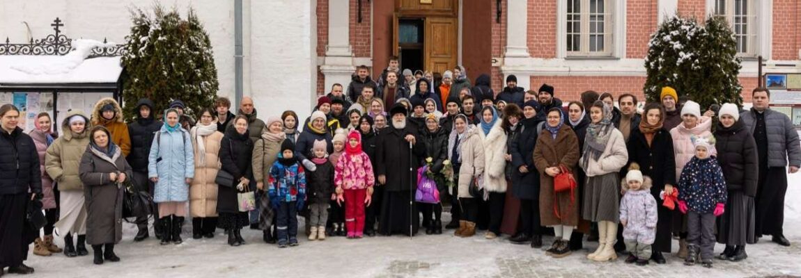 Праздник Сретения Господня в Тихвинском храме города Коломны